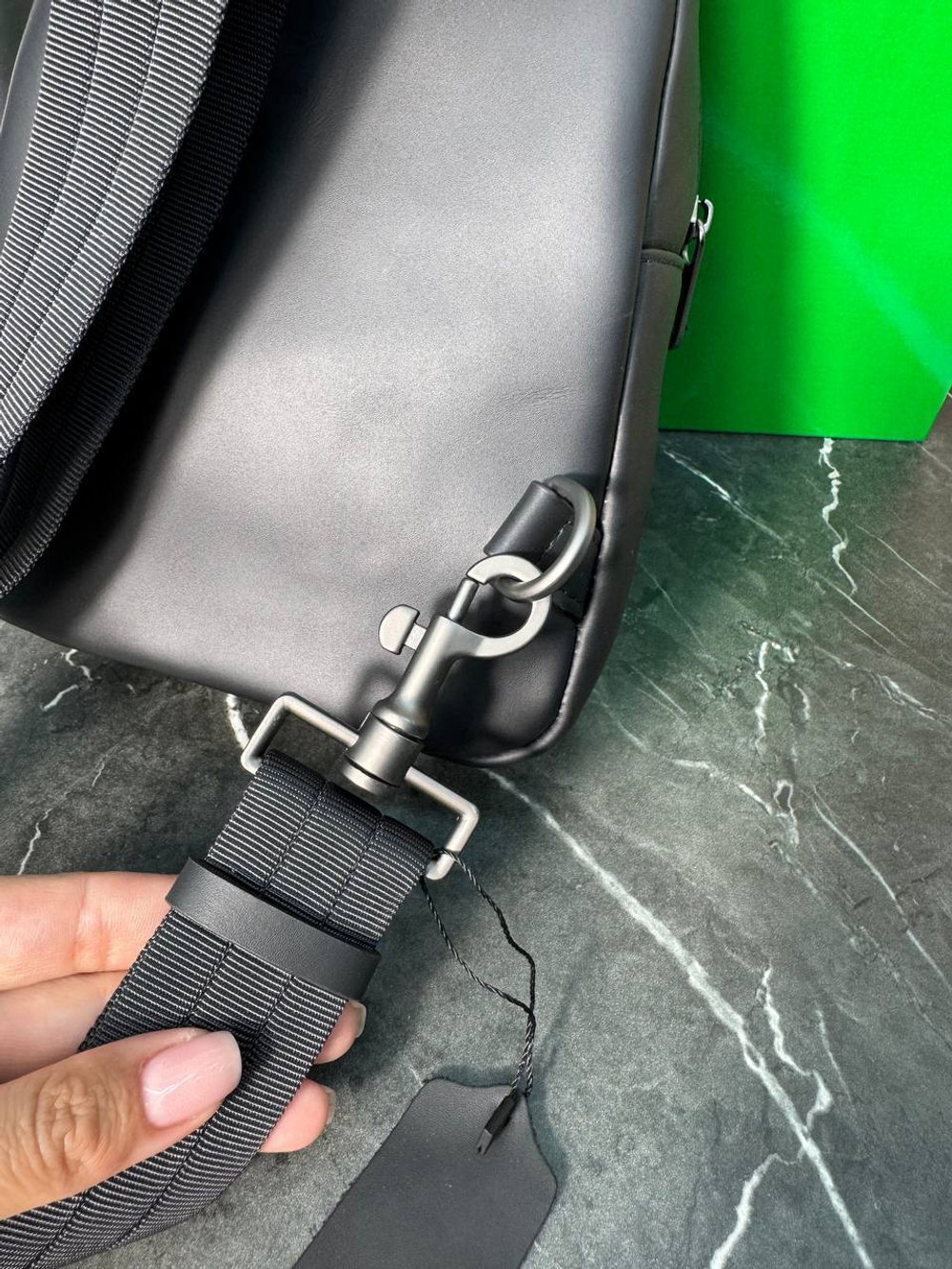 Сумка-слинг Bottega Veneta