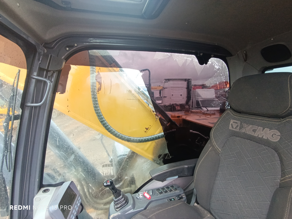 XCMG XE335 Экскаватор XE335C (Дизельный, 7,8 л, 259 л.с., АТ)