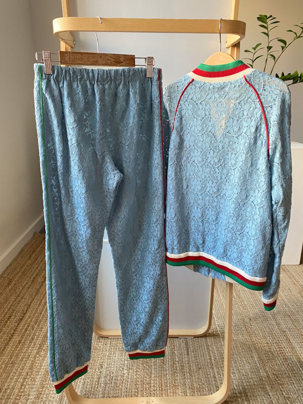 Костюм Gucci, 152