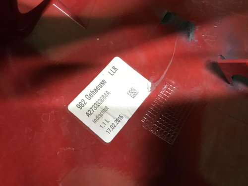 Крышка зеркала правая Porsche Cayman 982 (16-нв)