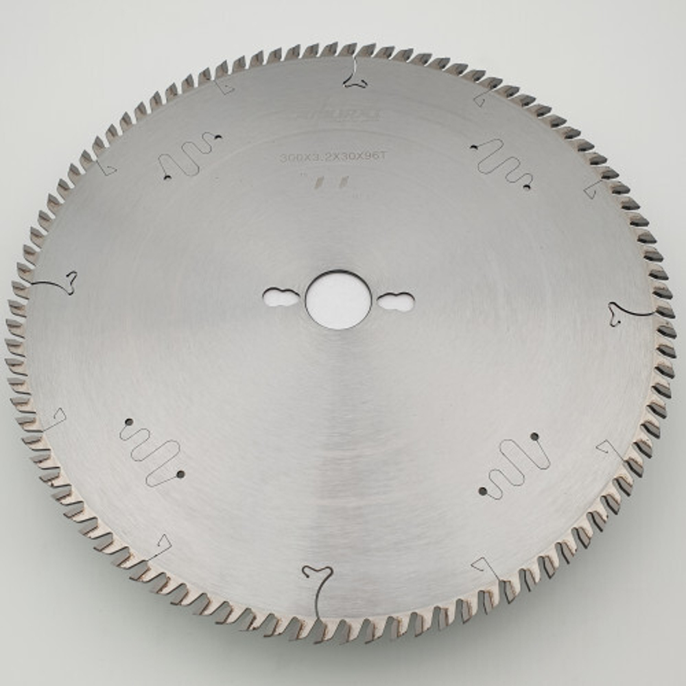 Пильный диск для ДСП 300*3.2/2.2*30*96T трапеция ST3