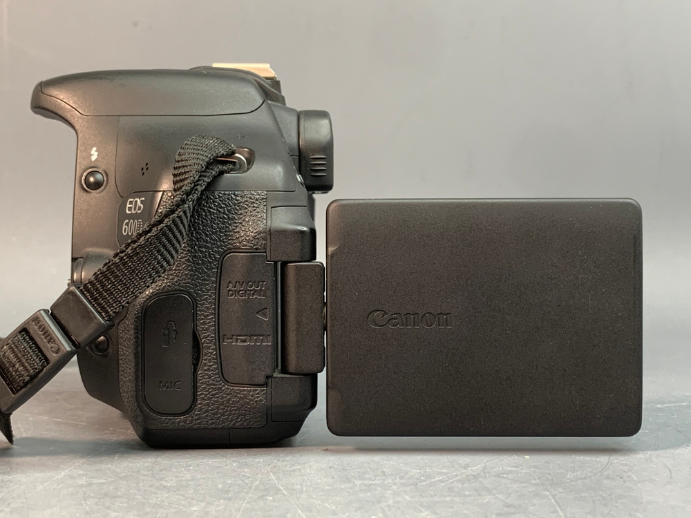 Canon 600D Body 10300 кадров