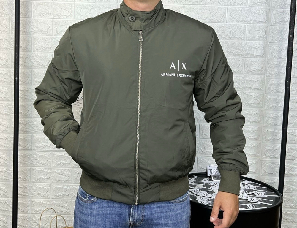 Легкая куртка Armani Exchange Хаки