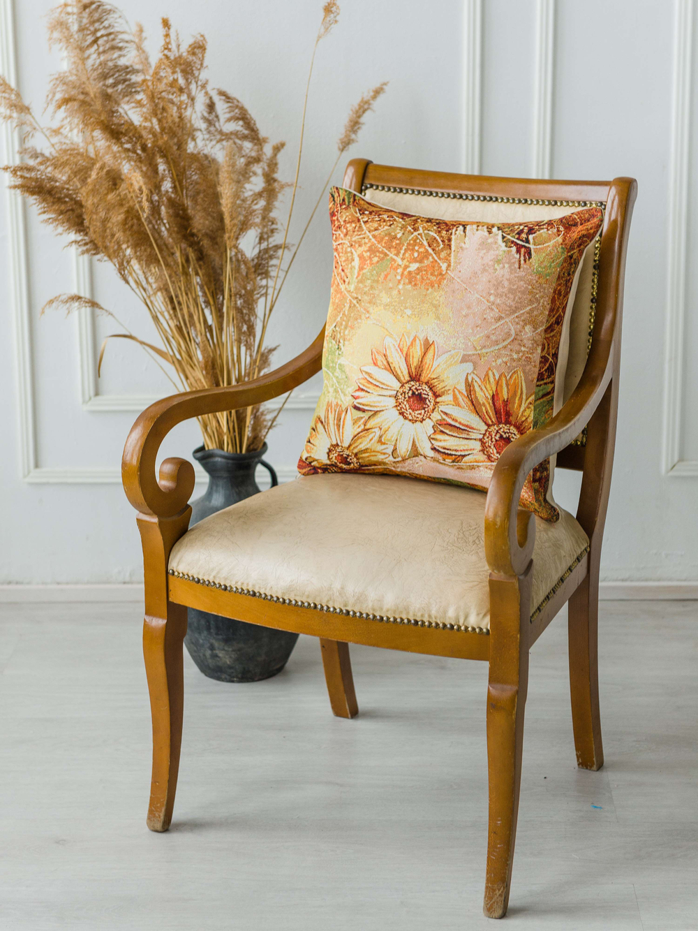 Декоративный гобеленовый чехол для интерьерной подушки Три ромашки 47*47