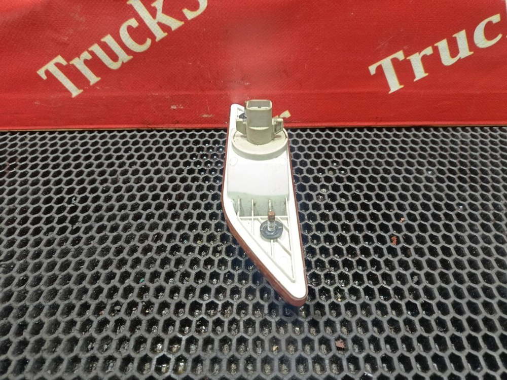 Повторитель указателя поворота правый