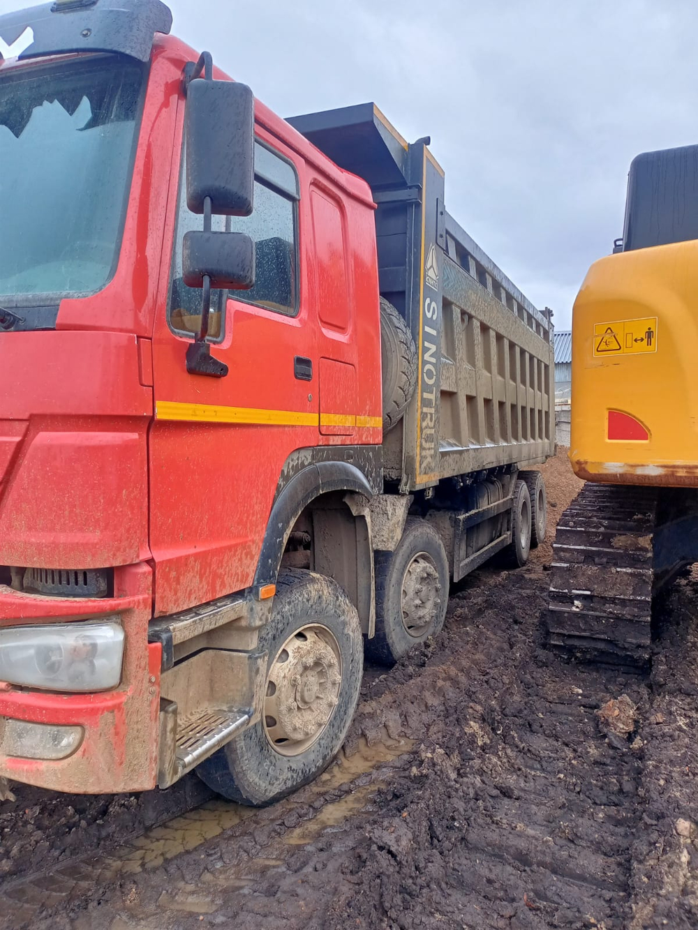 Howo ZZ* 8x4 Самосвал ZZ3407S3867E (Дизель, 9,7 л, 373 л.с, МТ)