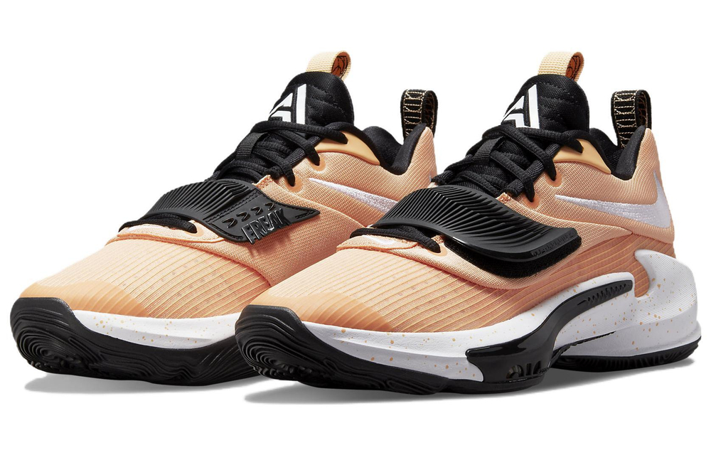 Кроссовки Nike Freak 3 Zoom Tb