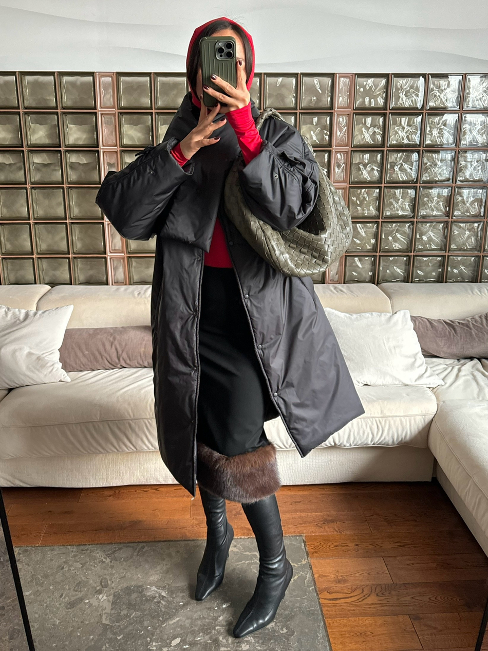 Утепленное пальто со съемным шарфом