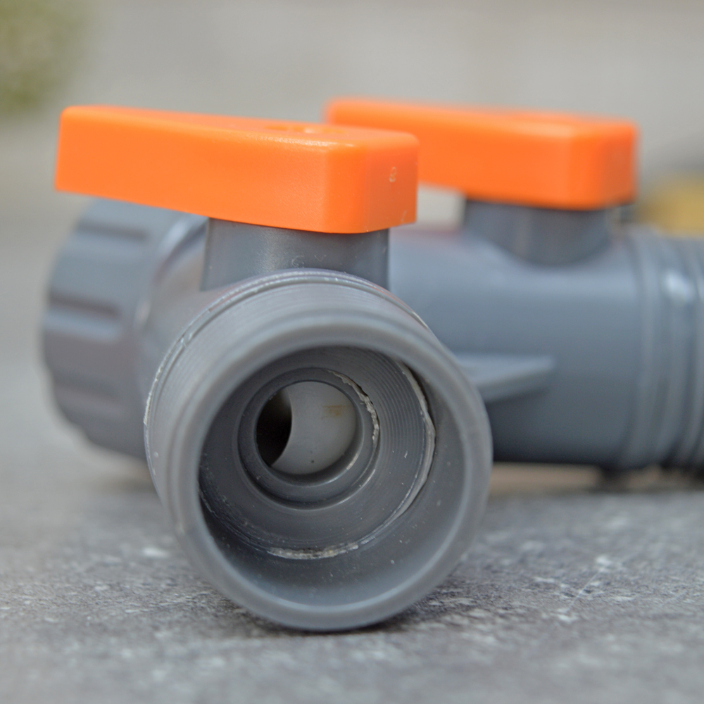 Тройник - распределитель для шлангов 3/4 (внешняя резьба) с клапанами, NNATA138