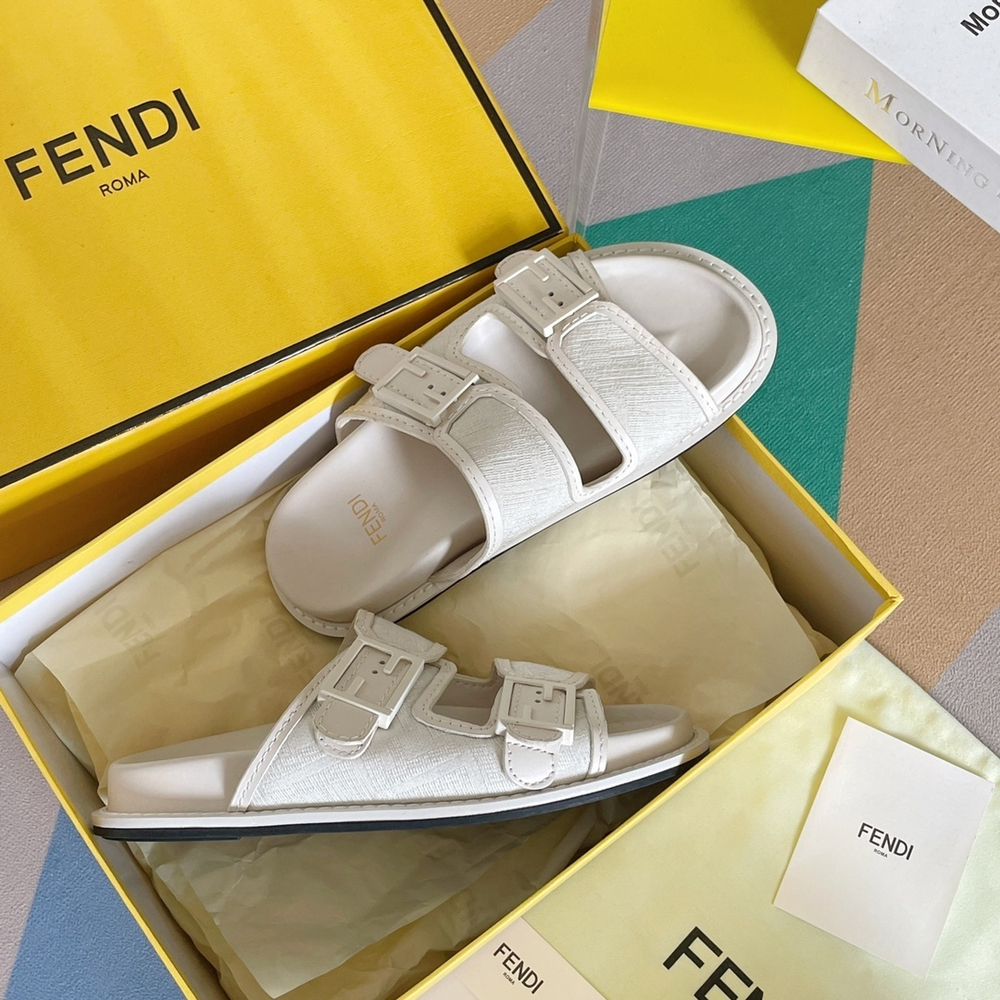 Fendi Feel Slides