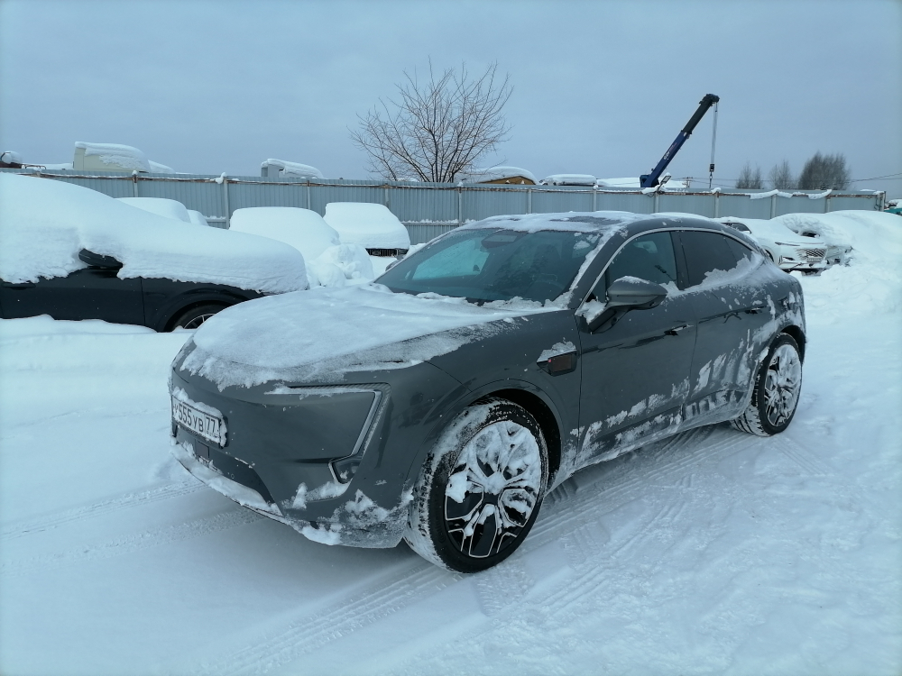 AVATR 11 Long Range Dual Motor AT 4WD Luxury Edition (578 л.с.)