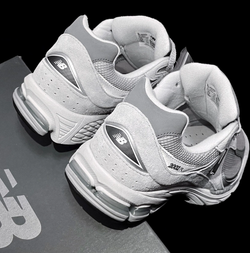 Кроссовки New Balance 2002R "Grey" ML2002R0