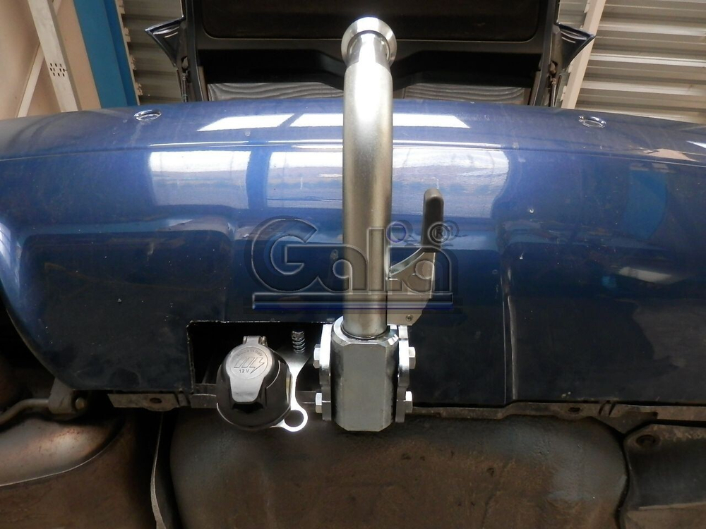 Фаркоп оцинкованный Galia B022C для BMW 5-Series E60 седан / E61 универсал 2003-2010(паспорт и сертификат в комплекте)(без электрики)
