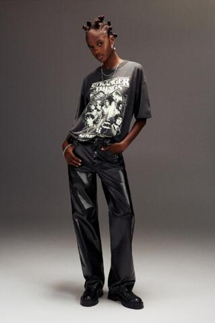 PULL&BEAR Футболка "Stranger Things ",темный антрацит