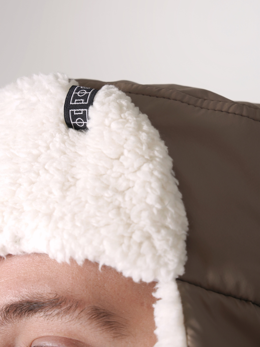 Шапка ушанка Город Горький бежевая