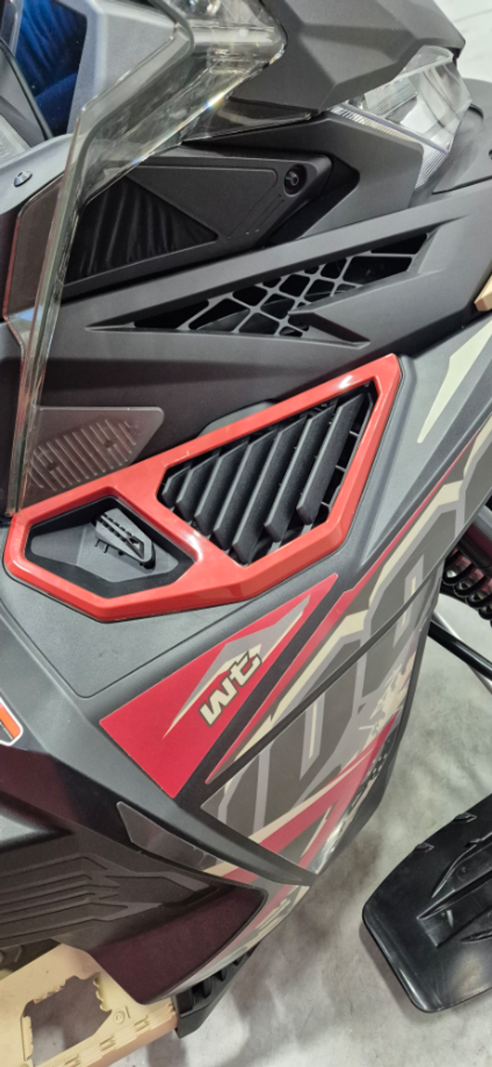 Снегоход AODES Snowcross 1000 SWT 600mm LCD 10.25