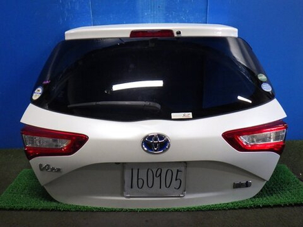 дверь задняя Toyota Vitz NSP130 NCP135