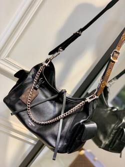 Louis Vuitton CarryAll Cargo PM