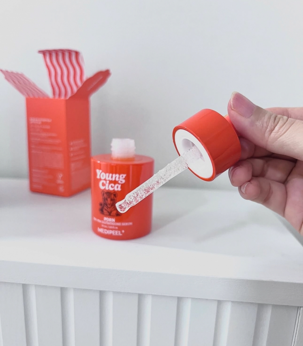MEDIPEEL Сыворотка с ПДРН и глутатионом против пигментации и пост-акне Young Cica PDRN Exo-Pin Glutathione Serum
