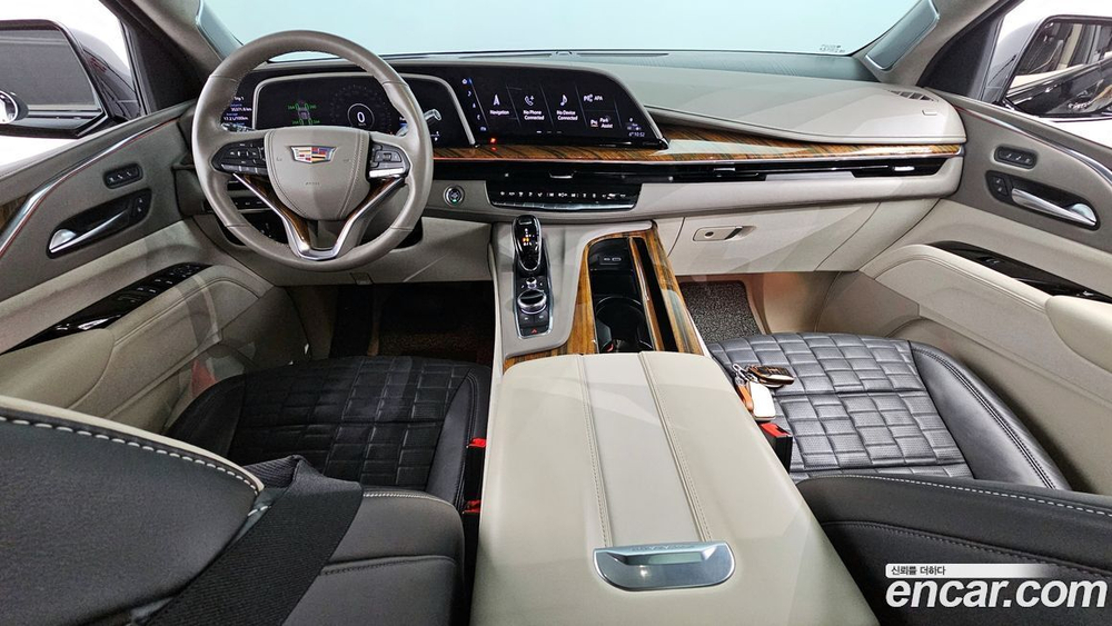 Cadillac Escalade 5 Generation 6.2 ESV (03.2021)