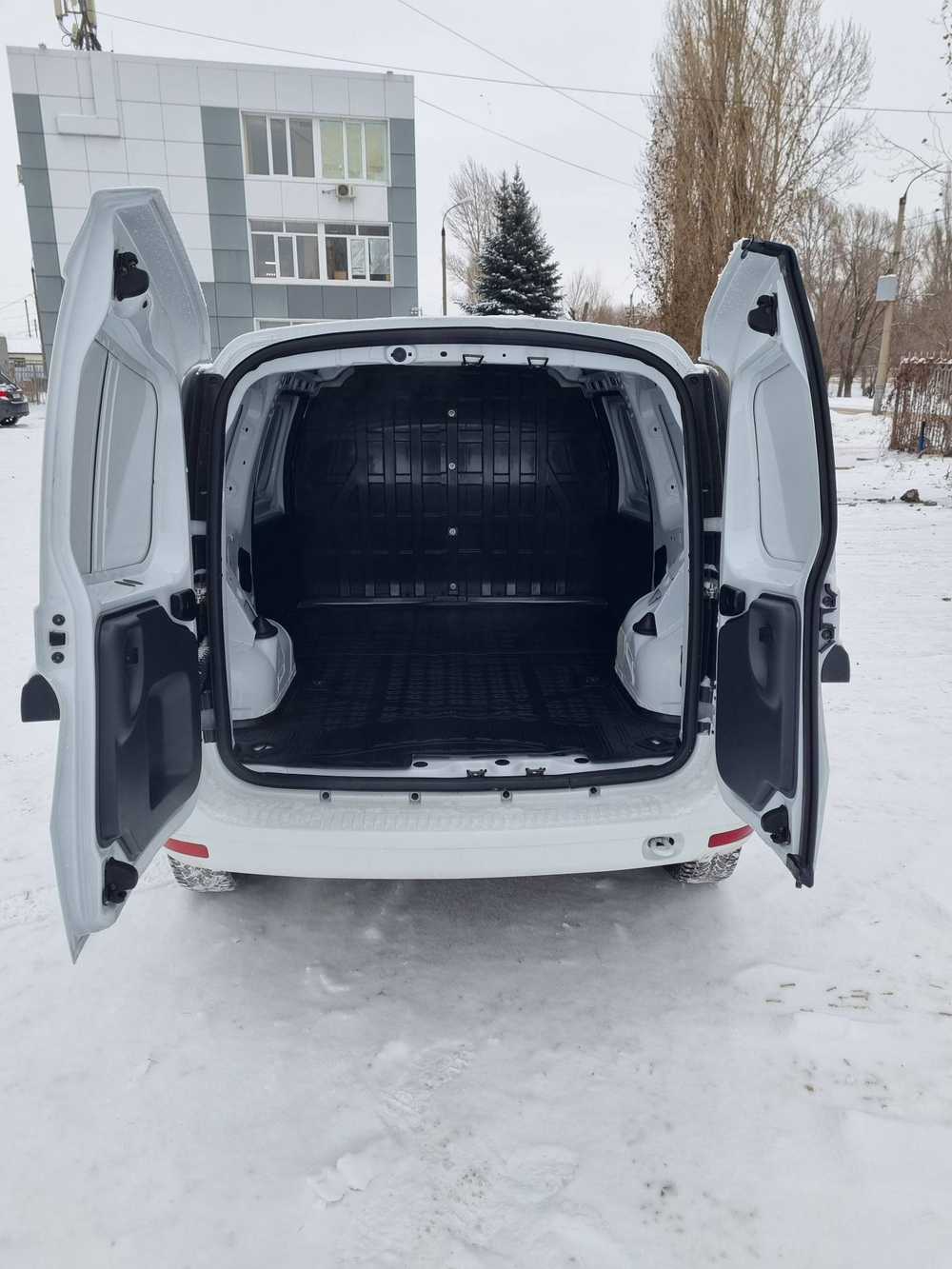 Аренда LADA LARGUS фургон