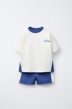 ZARA КОМПЛЕКТ ИЗ ФУТБОЛКИ И БРЮК-ДЖОГГЕРОВ, СИНИЙ/БЕЛЫЙ