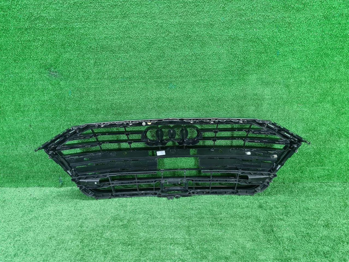 Решетка радиатора Audi A8 4 D5 (2017-2022)