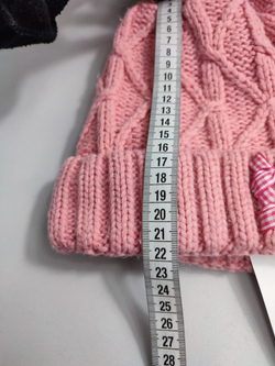 Шапка с помпоном