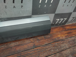 Накладка двери передней левой Geely Atlas 2 23-нв Б/У Оригинал 6073154700S44