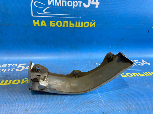 Планка под стоп правая NISSAN LARGO 1993