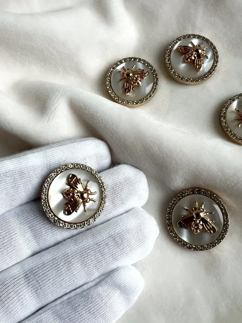 Декоративные металлические пуговицы Жуки-Пчела