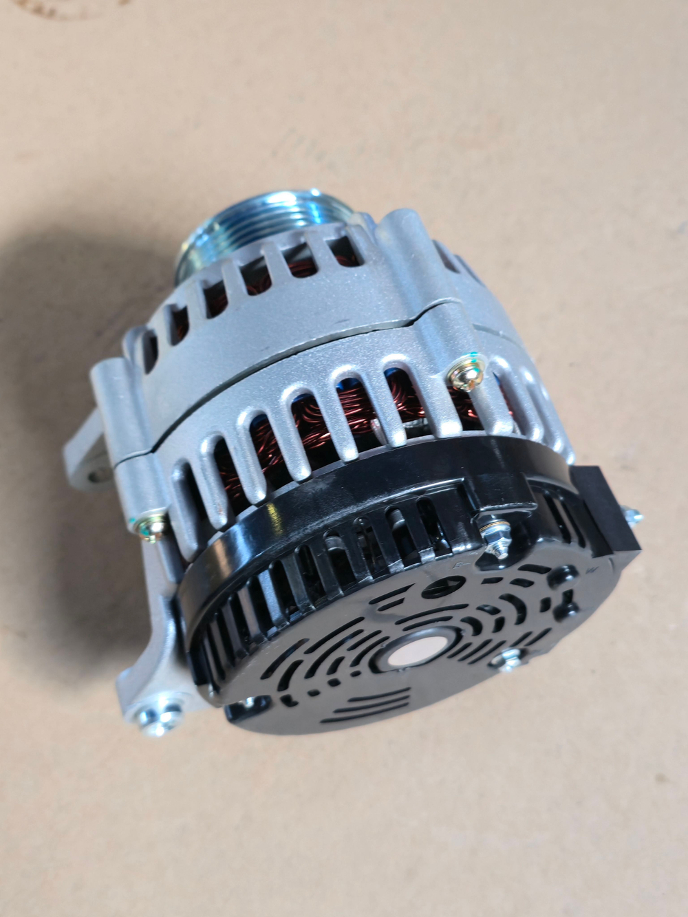 Генератор ЯМЗ-534, 536 28В 120А AVTOELECTRICA