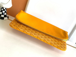 Goyard Sainte-Marie MM Clutch
