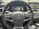 Lexus ES300h 7 Generation Luxury Plus (04.2021)