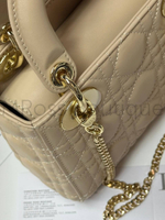 Женская сумка Lady Dior My ABC квадратная бежевого цвета
