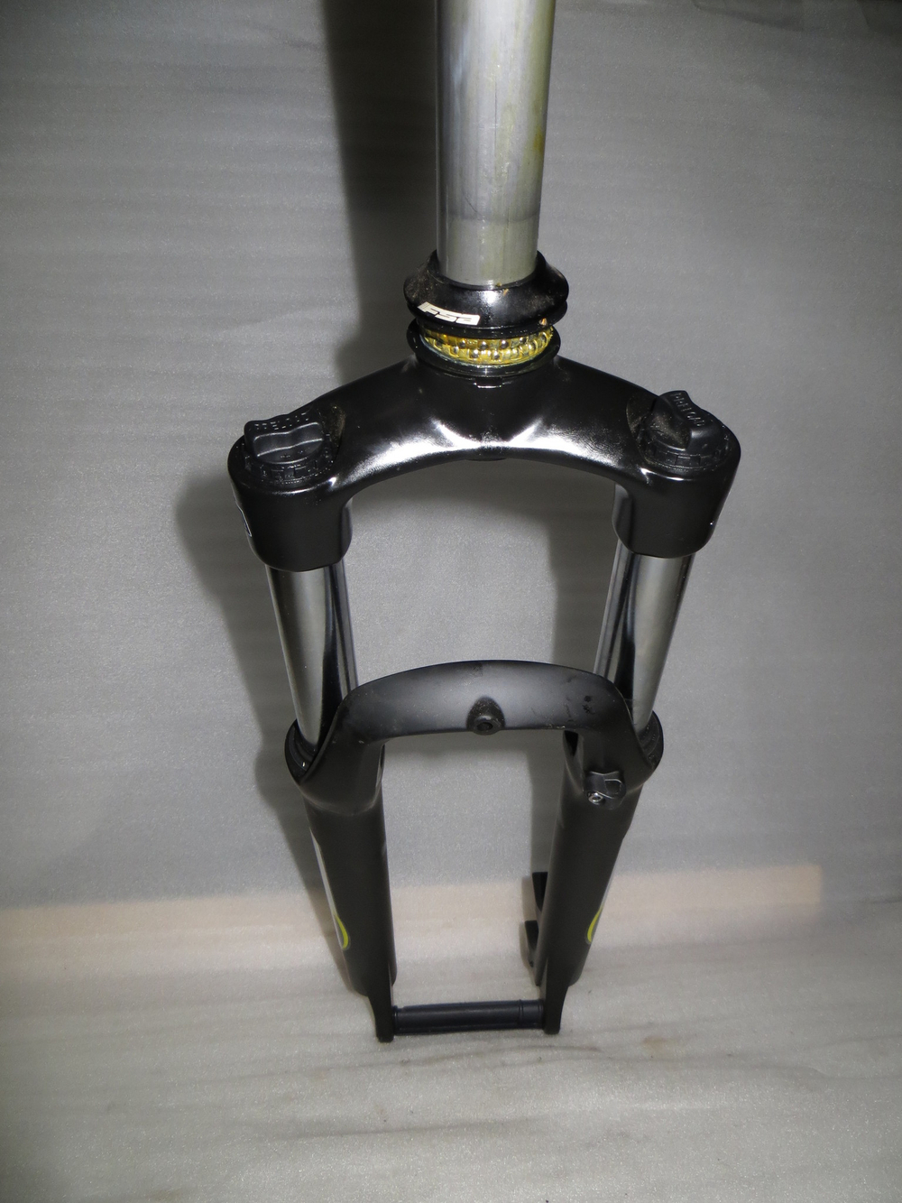 Вилка SUNTOUR SF13-XCT DS 26" 100