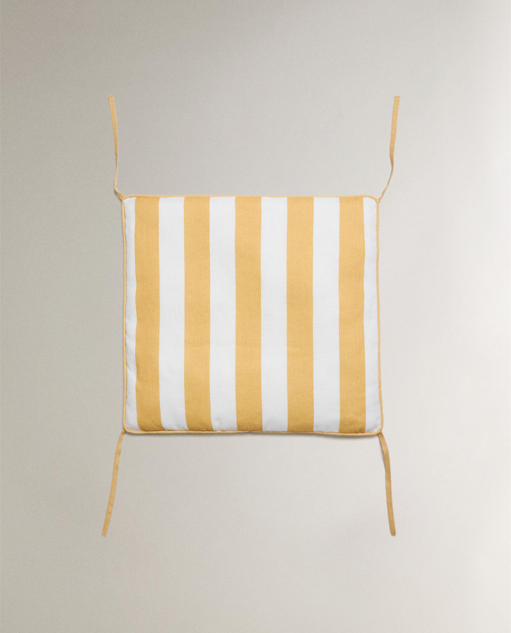 Декоративная подушка Zara Home, 44х49х3 см, хлопок, 1385/009