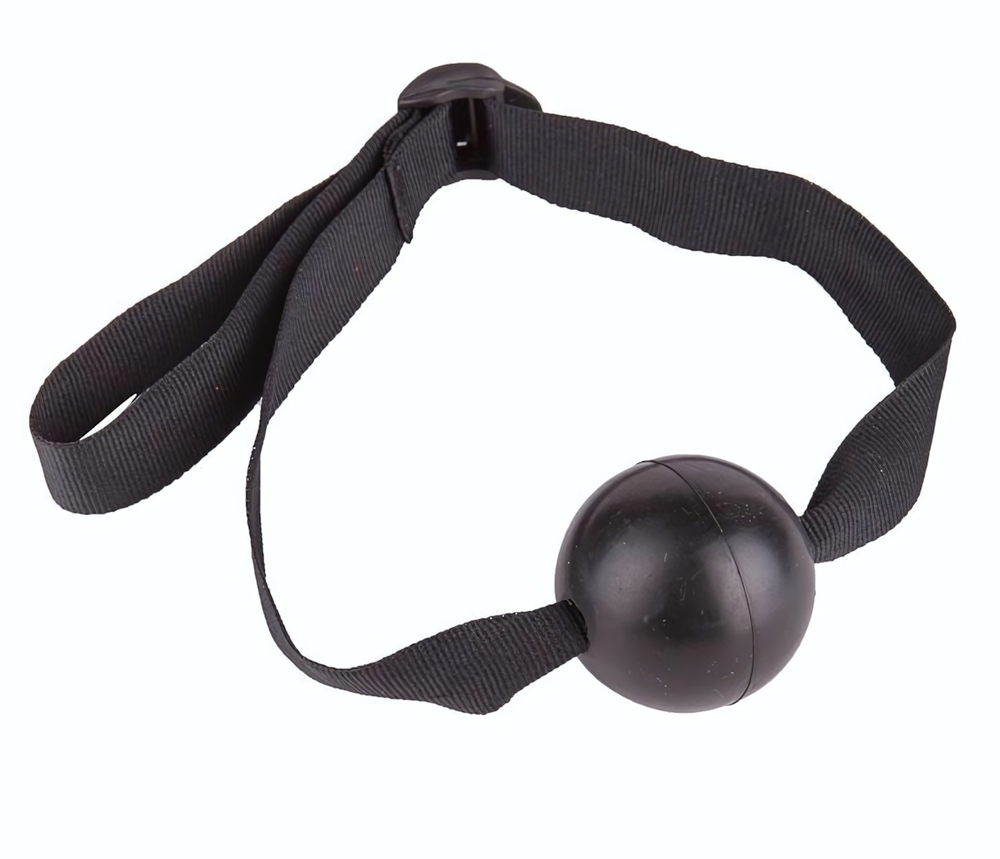 Черный кляп-шар на ремешках с пряжками (Цвет: черный)