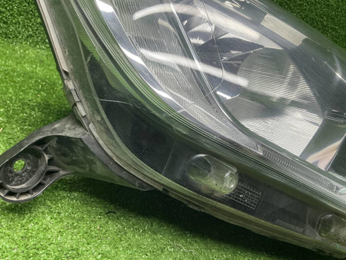 Фара правая Renault Logan 2 (2018-2022) галоген