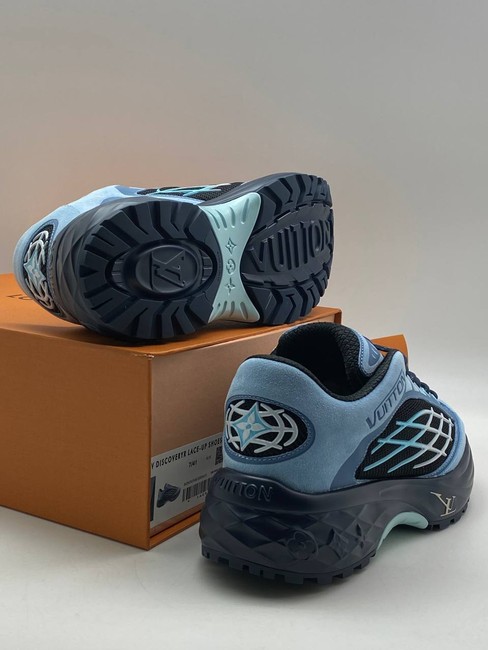 Кроссовки Louis Vuitton