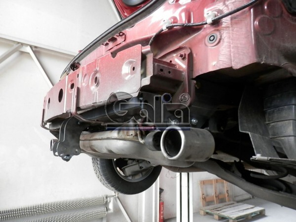 Фаркоп оцинкованный Galia M132A для Mazda 3 хетчбек 2014-(паспорт и сертификат в комплекте)(без электрики)