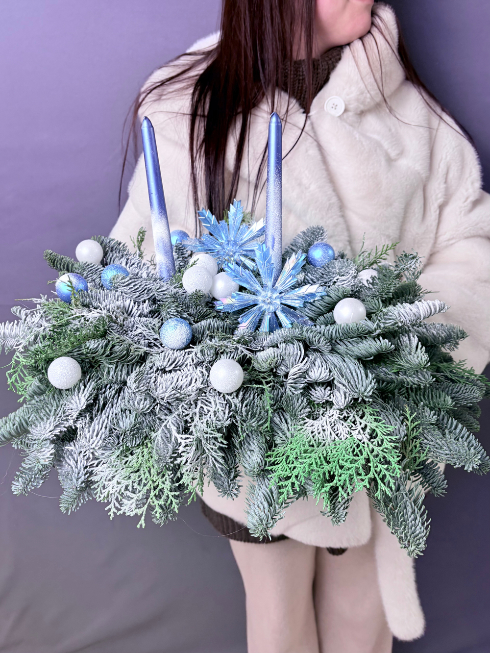 Новогодняя композиция «Синий иней»