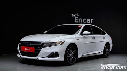Honda Accord 10 Generation 2.0 Hybrid Touring (09.2022)