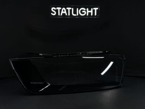 Левое стекло фары AUDI Q3 2016-2018