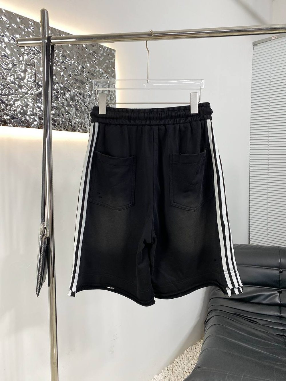 Шорты Balenciaga
