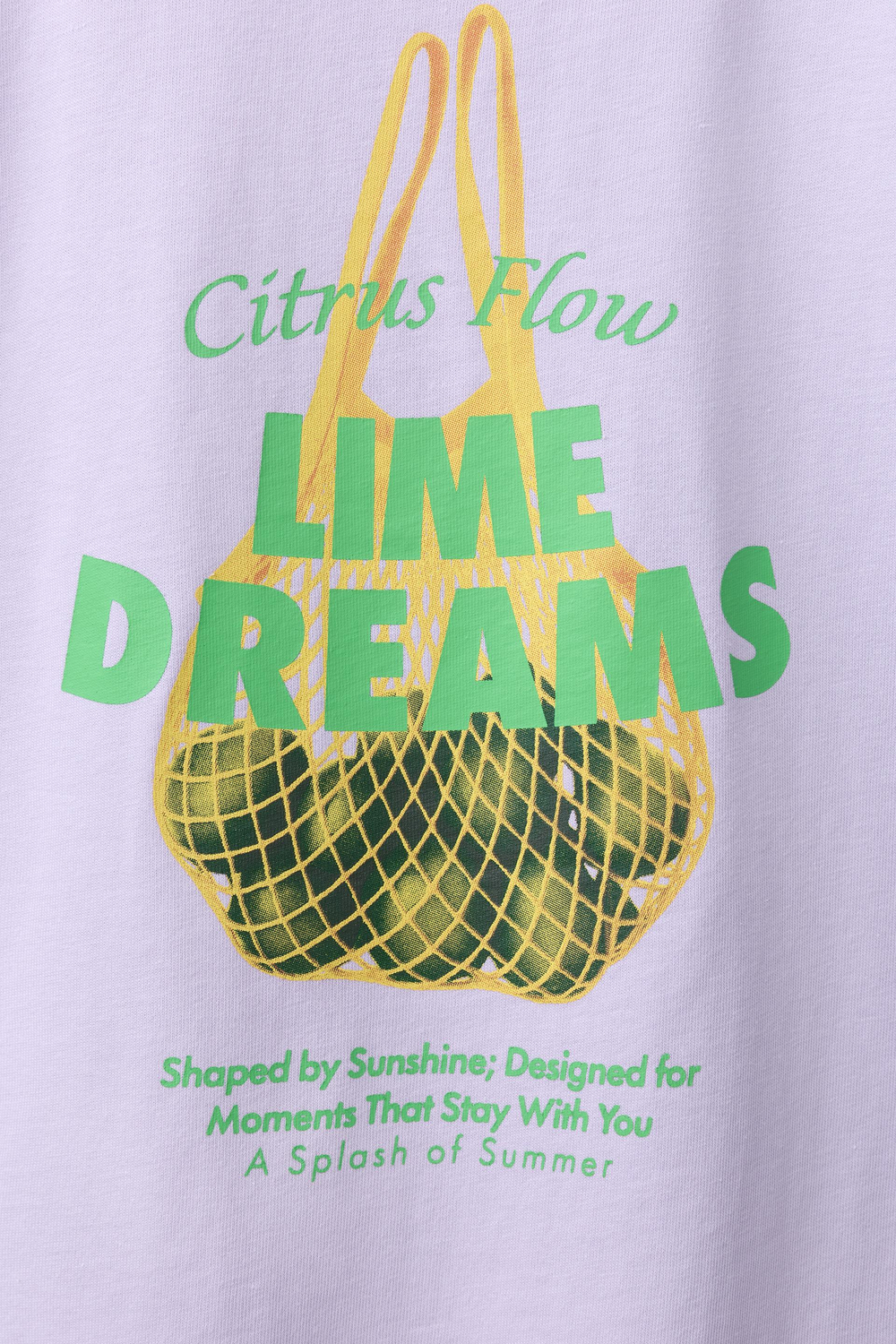 ZARA ФУТБОЛКА С ПРИНТОМ ФРУКТОВ, СВЕТЛО-СИРЕНЕВЫЙ