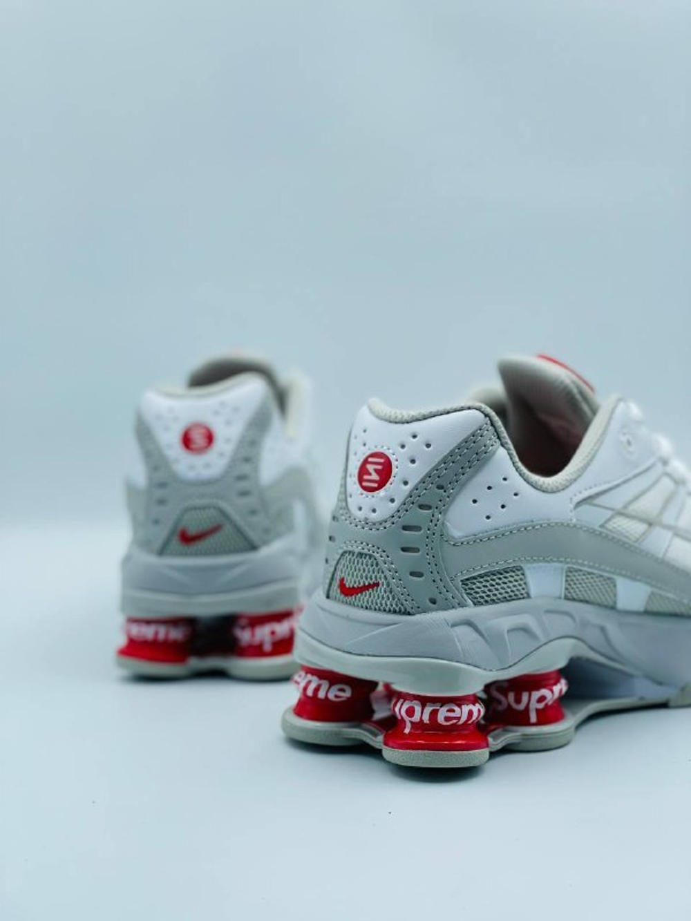 Кроссовки NIKE SHOX SUPREME