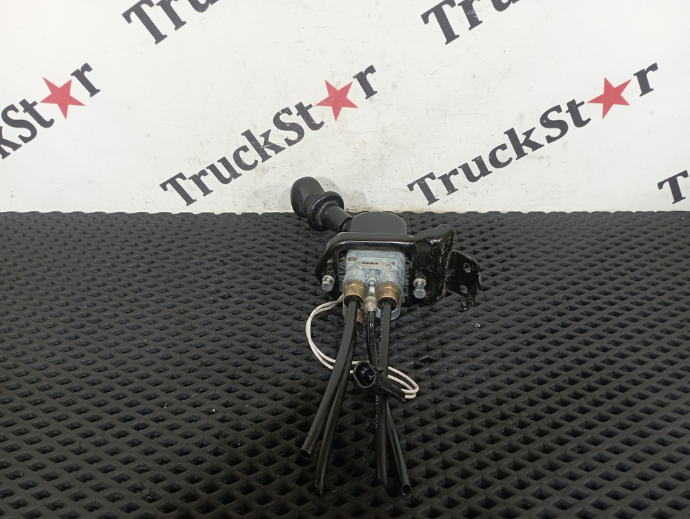 Кран ручного тормоза  2018г.