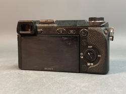 Sony NEX-6 kit 16-50mm 48.490 кадров, иногда заедает зум