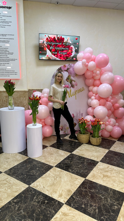 Фотозона на 8 марта с цветами. Тюльпаны №3004